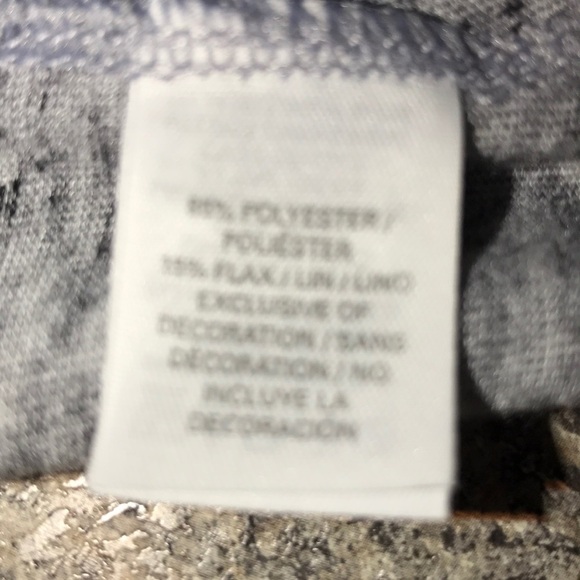 Victoria’s Secrer shirt – size small - Picture 6 of 6